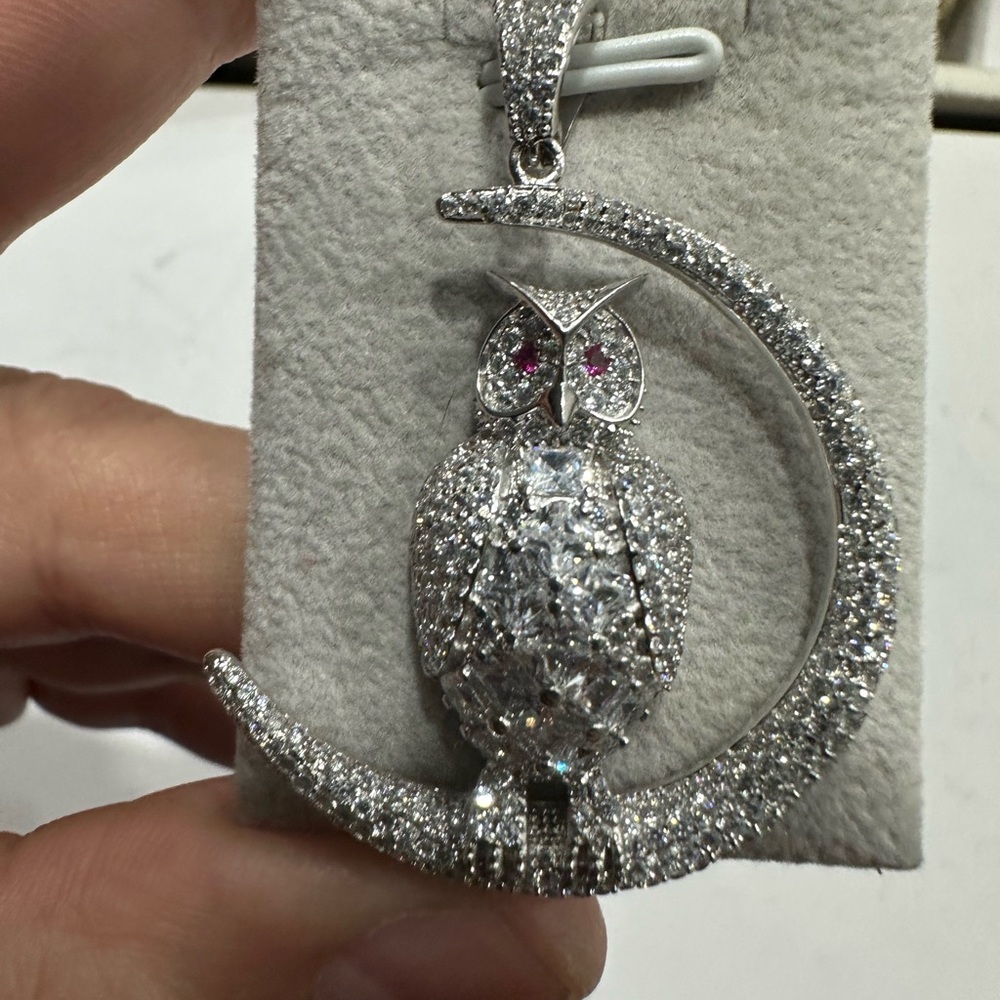Elegant Silver Owl Pendant